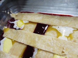 See how all that butter is beginning to melt and blend with the berry juices?  Does anyone have a straw handy?  Please???
